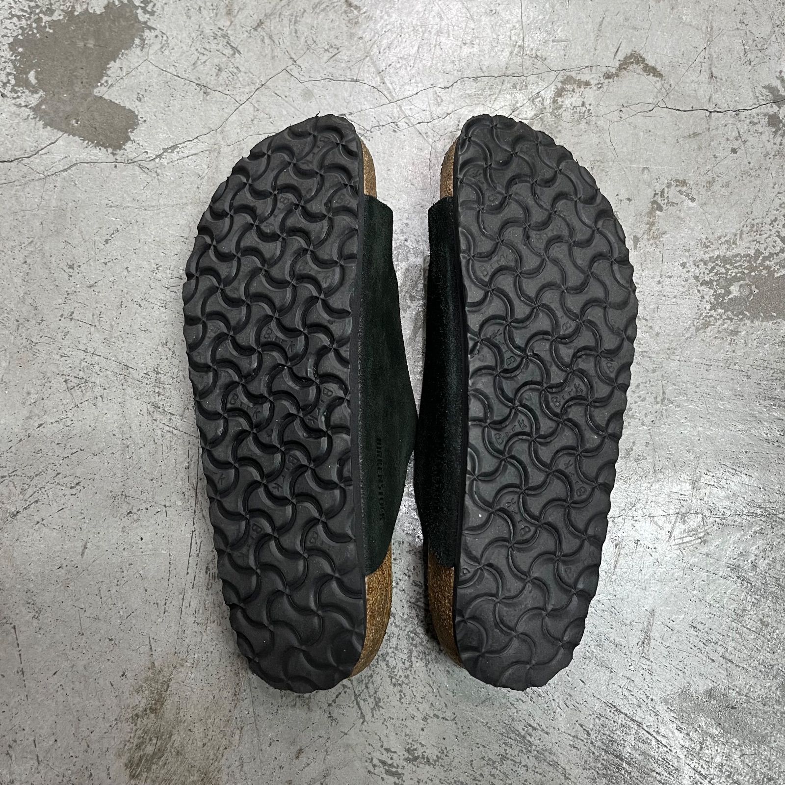 エディフィス ブラック