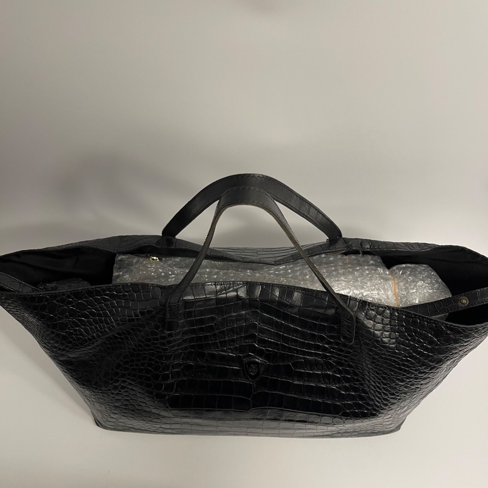 Felisiフェリージ 10-45 ブラック クロコ型トートバッグ 美品 ✨Felisi フェリージ 10-45 ブラック クロコ型押し トートバッグ