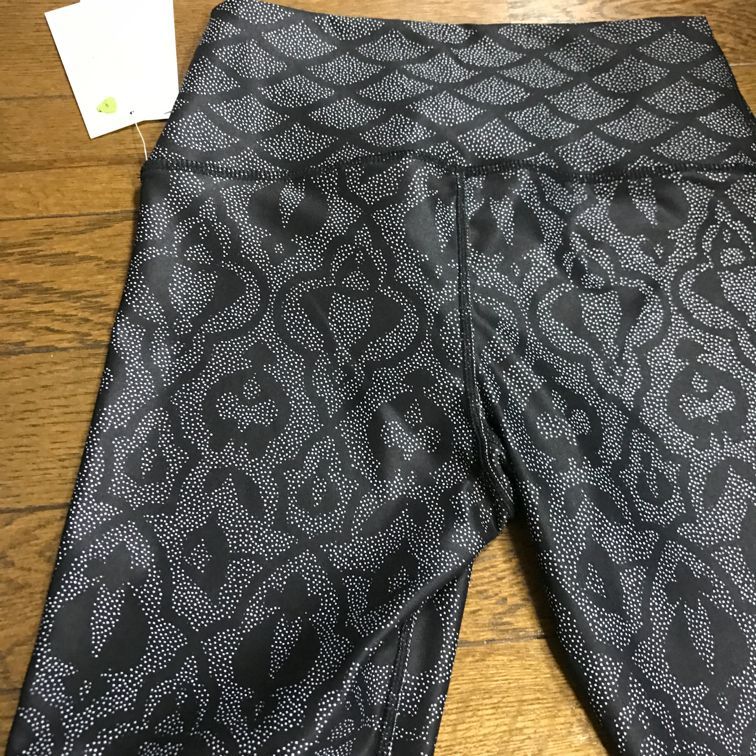 Trellis柄【新品】inner fire ヨガレギンス フル丈 Trellis柄inner fire ヨガレギンス フル丈