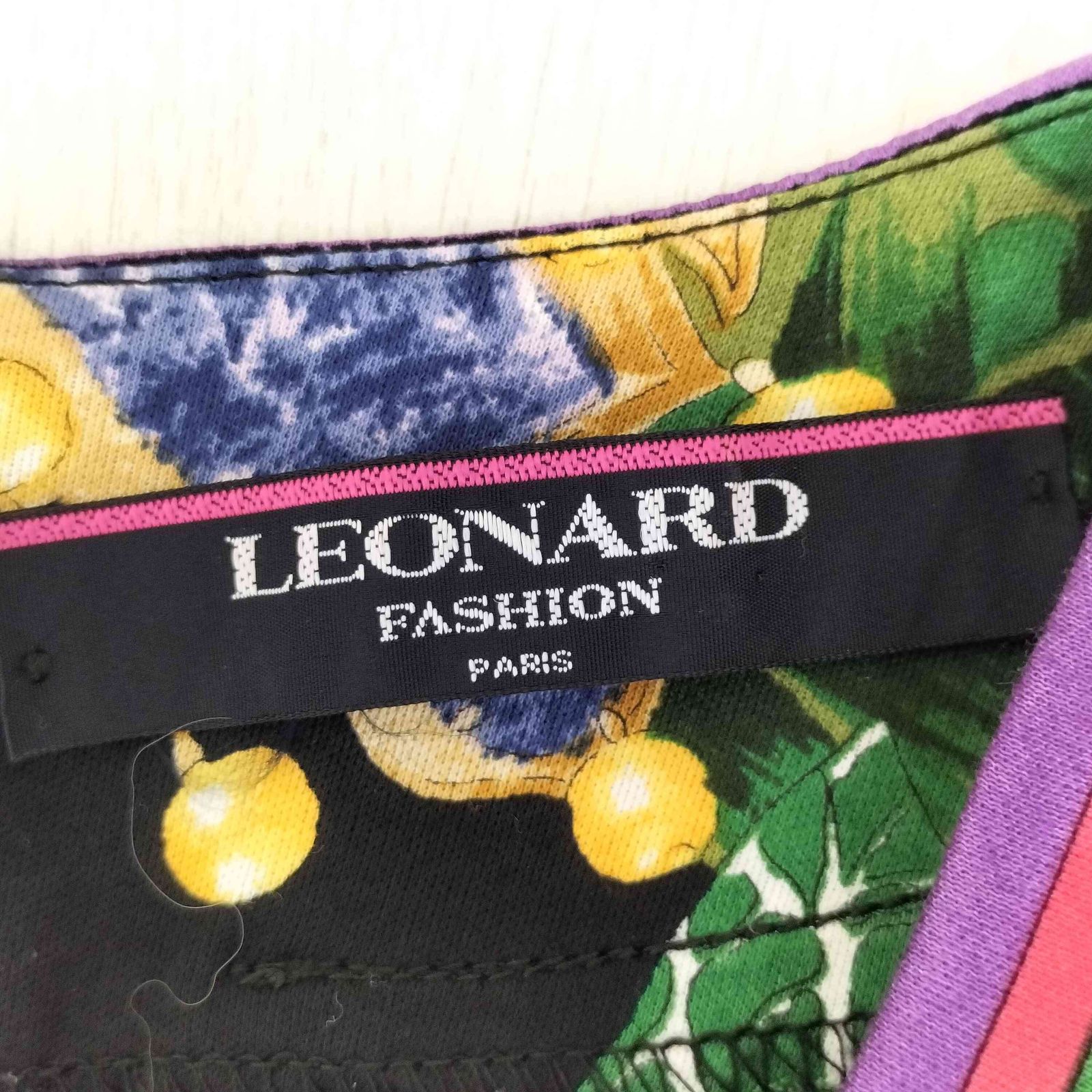 美品 LEONARD レオナール ファッション 花柄 半袖 ワンピース 白系 M LEONARD 美品☆正規品 FASHION レオナール ファッション 花柄