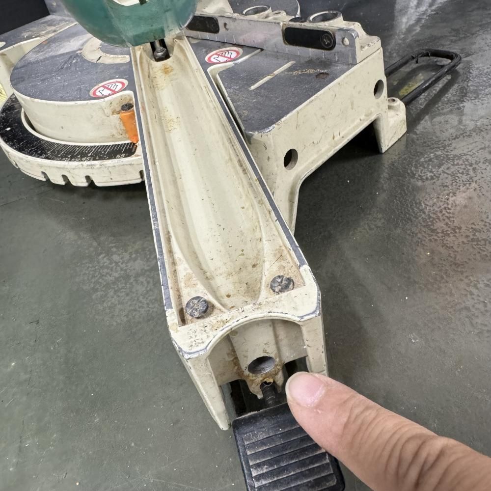 216mmスライド丸ノコ