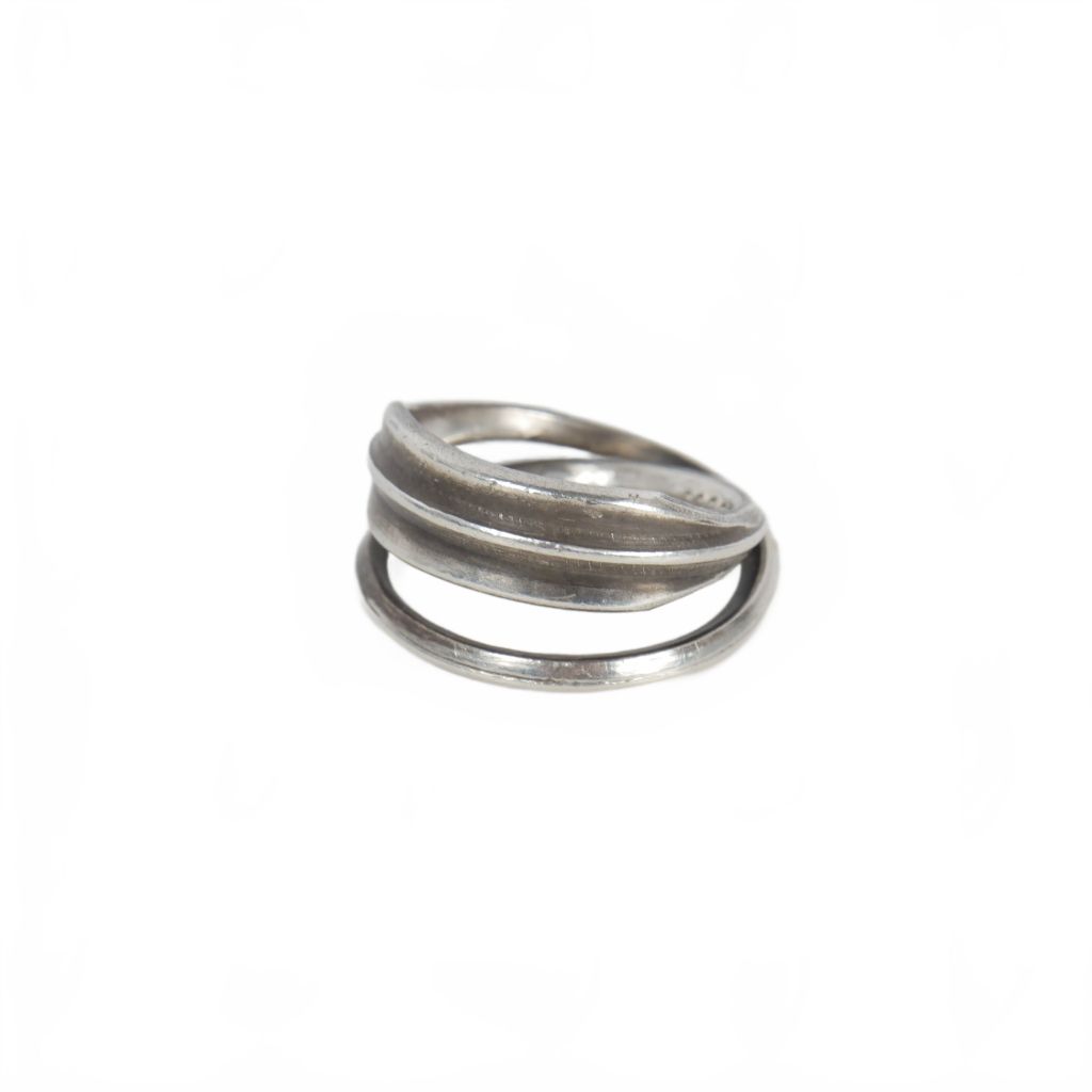 ワークスタットミュンヘン WERKSTATT:MUNCHEN cross ring trace