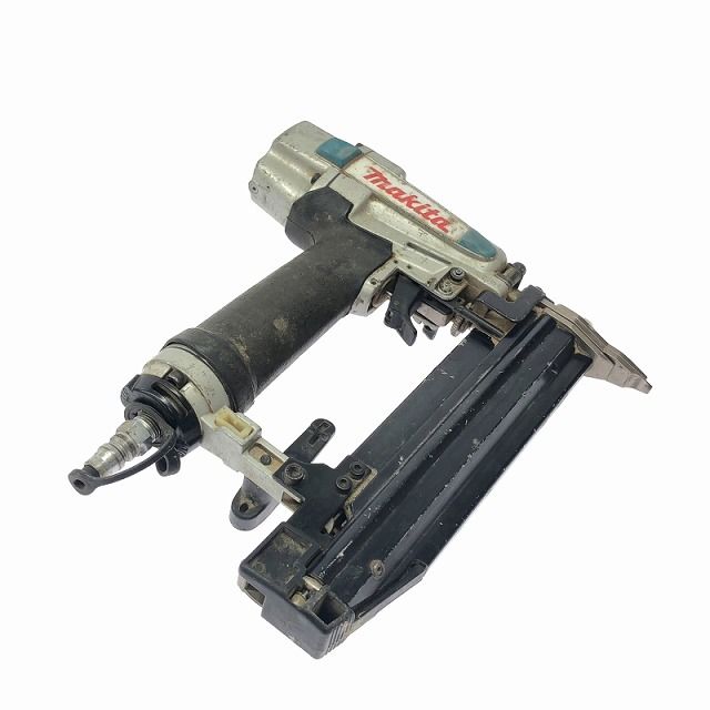 ☆中古品☆makita マキタ 50mm 一般圧/常圧 仕上釘打機 AF502N ☆中古品☆makita マキタ 50mm 一般圧/常圧 仕上釘打機 AF502N