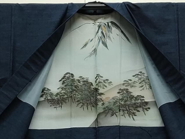 卍
