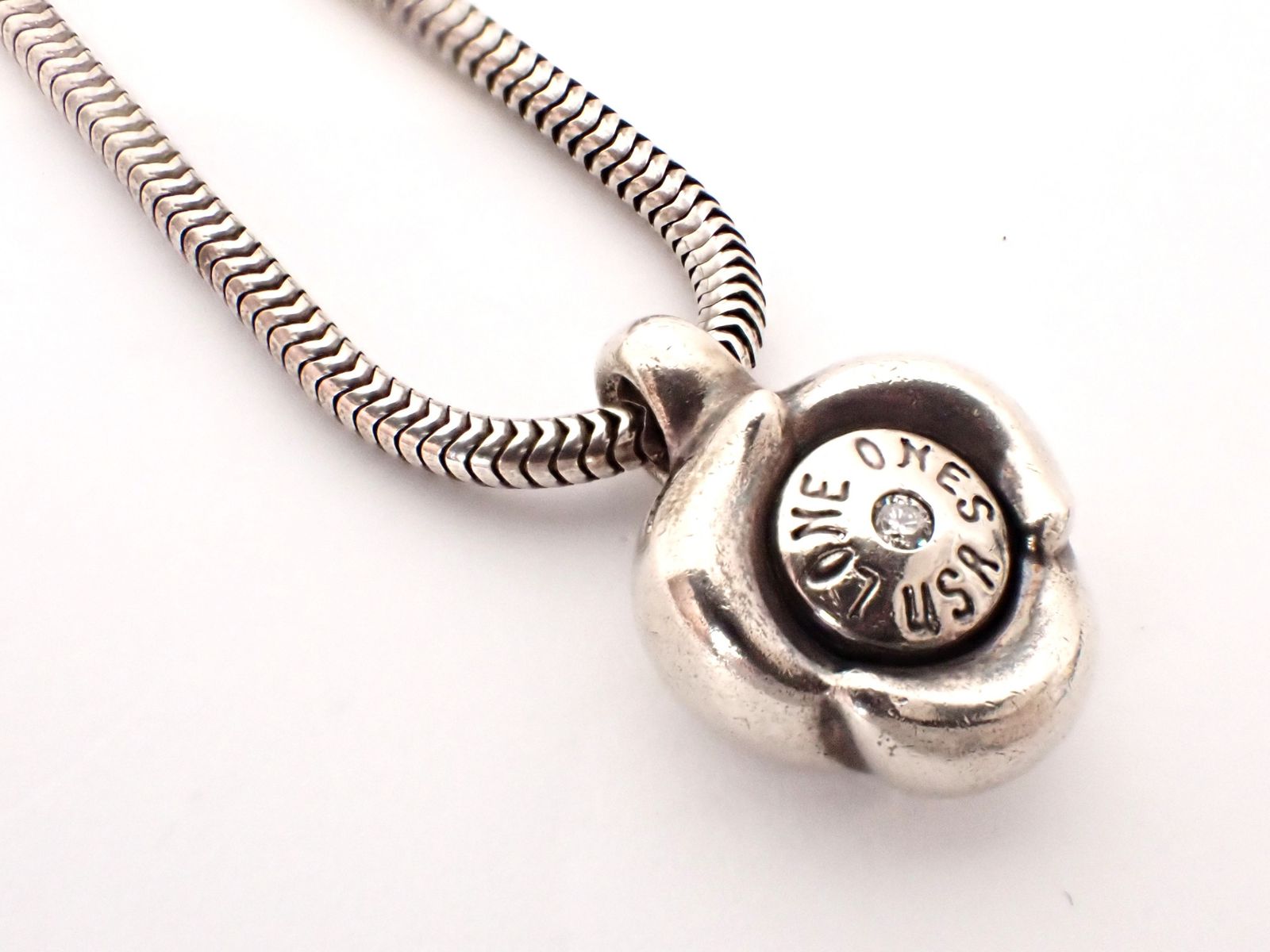 美品 LONE ONES(ロンワンズ) ハグミーダイヤネックレス レナードカム