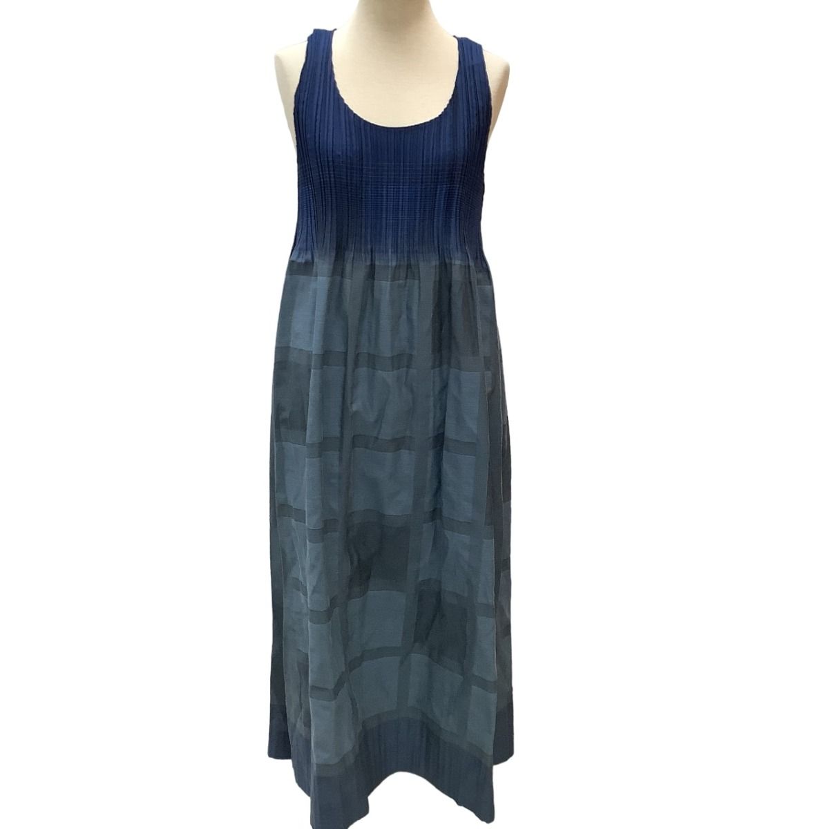 ♪♪ISSEY MIYAKE FETE イッセイミヤケ プリーツ ワンピース チェック グラデーション IF74FH709 ブルー