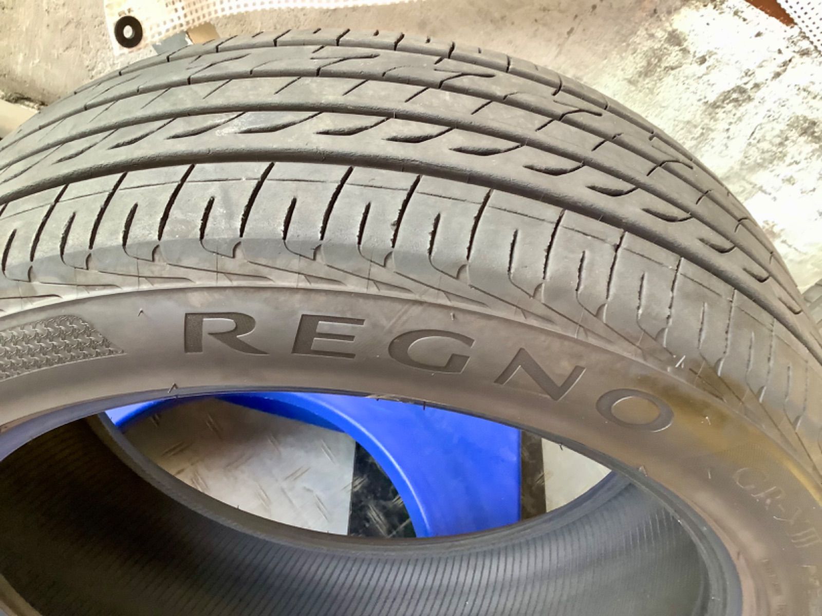 タイヤ2本セット