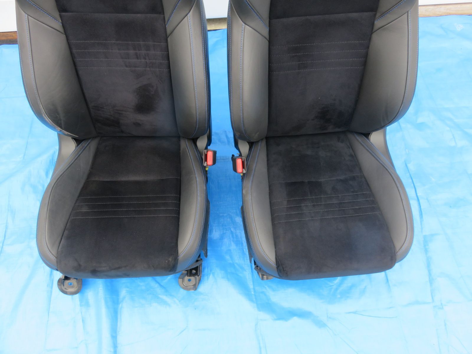 SFC2732 スバル VM4 VMG レヴォーグ 純正 ハーフレザー フロントシート 左右セット 運転席 助手席