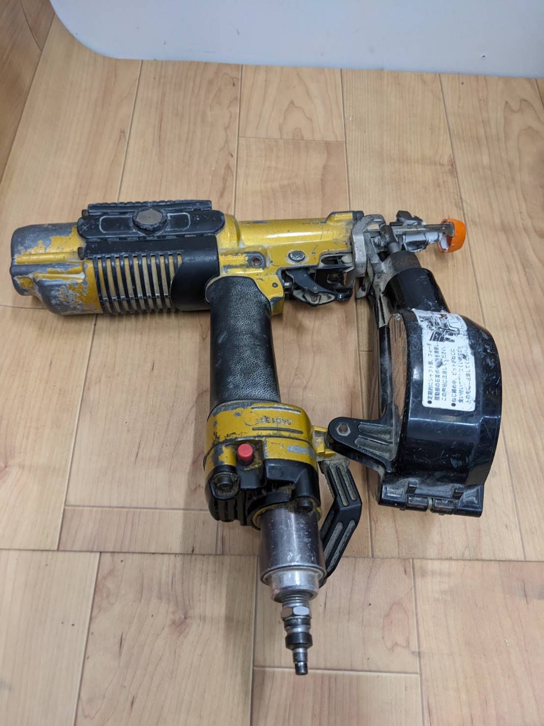 S85541 日立工機 高圧 41mm ねじ打ち機 WF4H エア工具 WWW_OLIVIERBERNSTEIN_COM