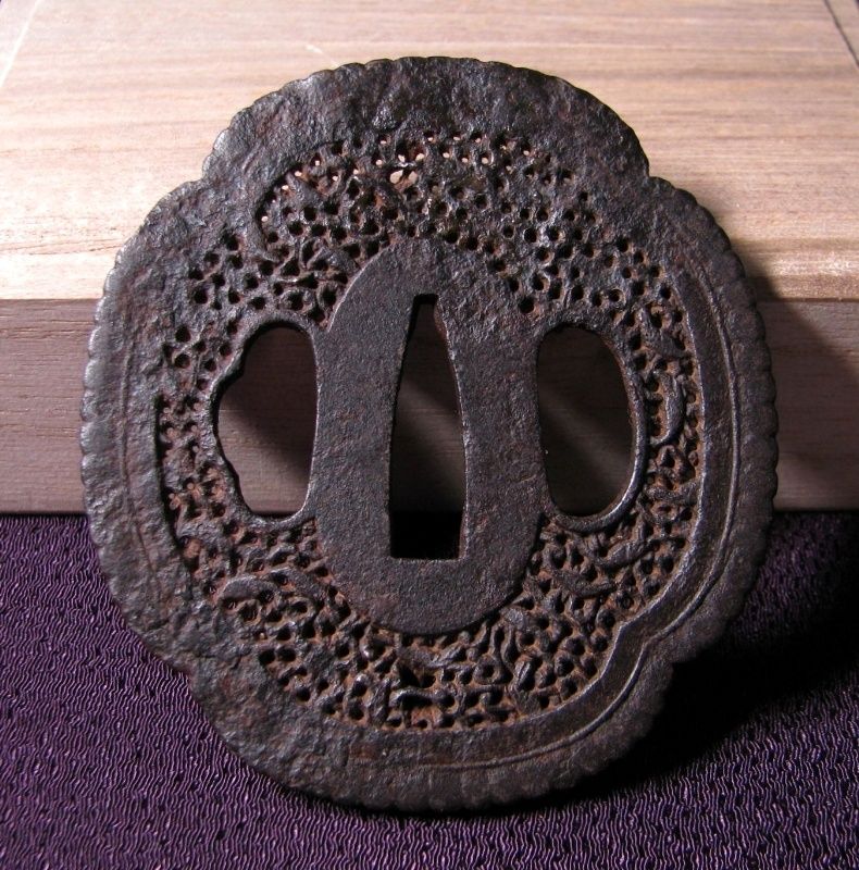 時代武具 鉄地 南蛮透かし鍔 江戸時代/鐔/25f054 - メルカリ