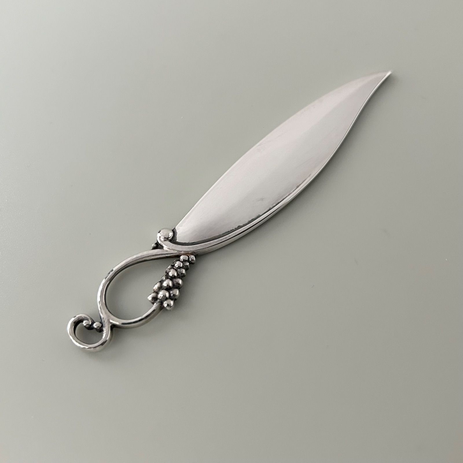 お早めにどうぞ！！ ジョージジェンセン レターオープナー 255 ムーンライトグレープ 葡萄 925 ヴィンテージ Georg Jensen