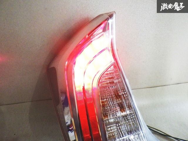 トヨタ 【点灯OK】トヨタ純正 ZVW30 プリウス 後期 LED テールライト