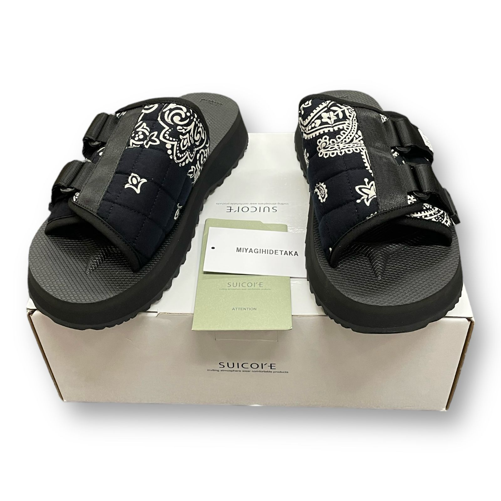 未使用　SUICOKE×MIYAGIHIDETAKA サンダル　27cm スイコックの定番サンダルにバンダナ柄を落とし込んだ、ミヤギヒデタカ
