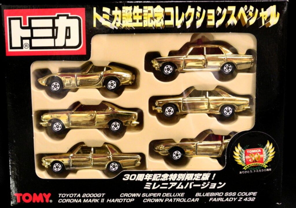 トミー トミカギフトセット/中国製 トミカ誕生記念コレクションスペシャル 6台セット