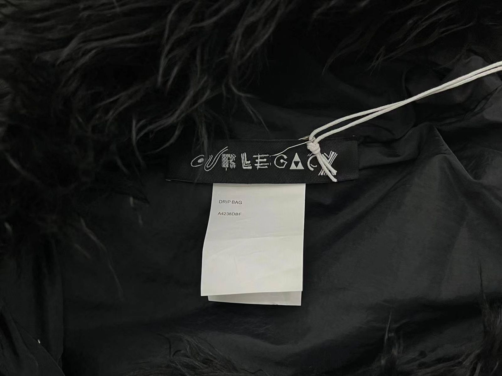 新品 OUR LEGACY DRIP BAG Black Fake Fur