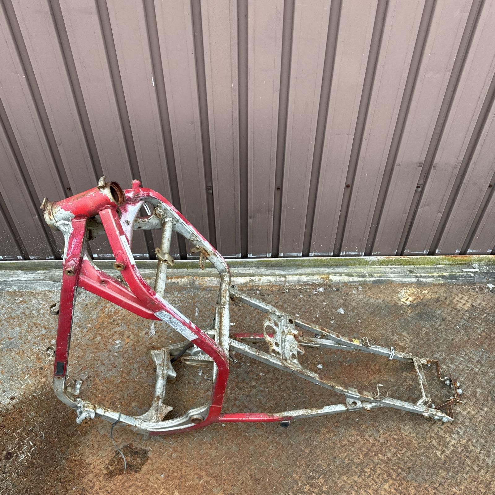 cbr400f フレーム 楽天市場】HONDA CBR400F フレーム 書類有り ホンダ : AUTO WORLD