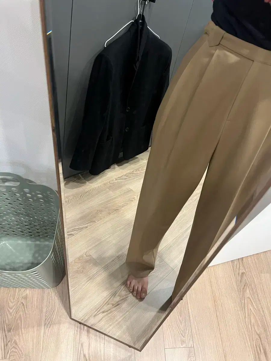 パンツ