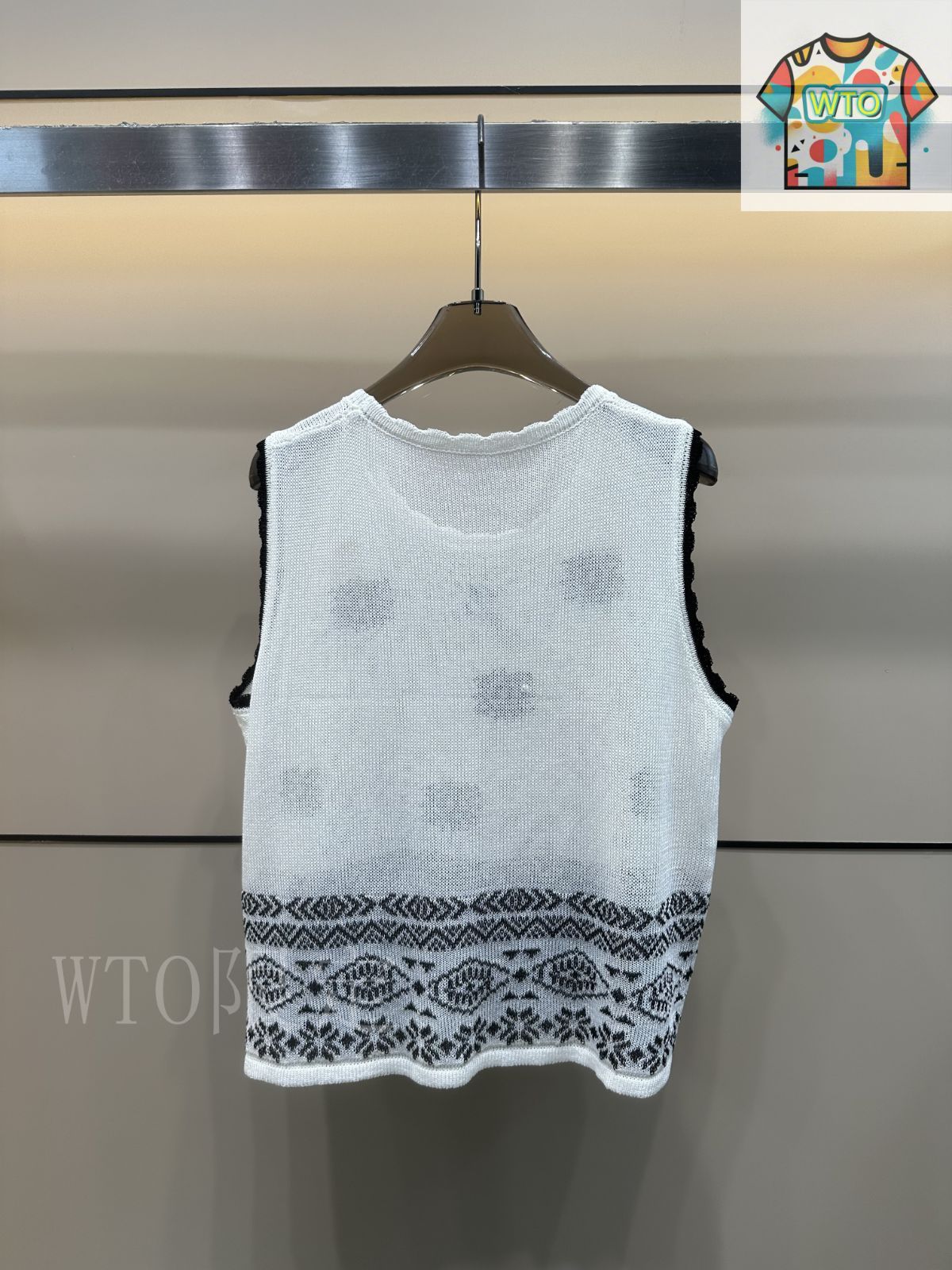 今日特価】Chanel シャネル 復古風提花丸首ベスト-3 - メルカリ