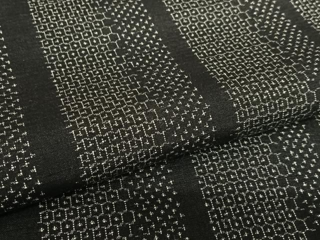 平和屋着物●結城紬　80亀甲　縞　黒地　正絹　逸品　未使用　AABB6472zg 平和屋着物○結城紬 80亀甲 縞 黒地 正絹 逸品 未使用 AABB6472zg 平和屋