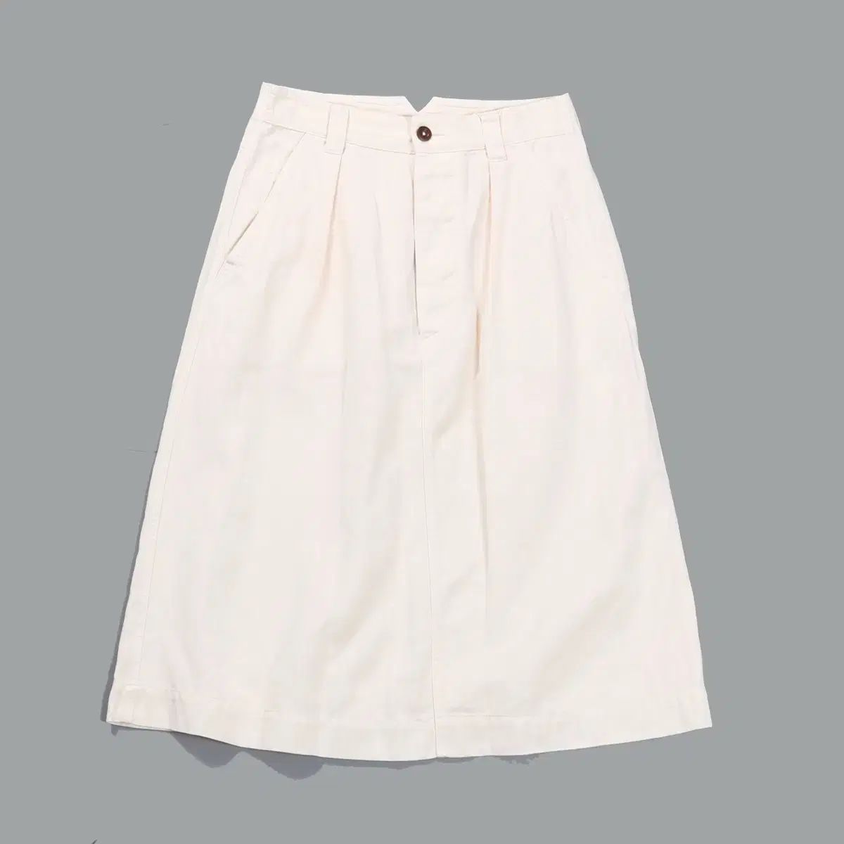MHL スカート