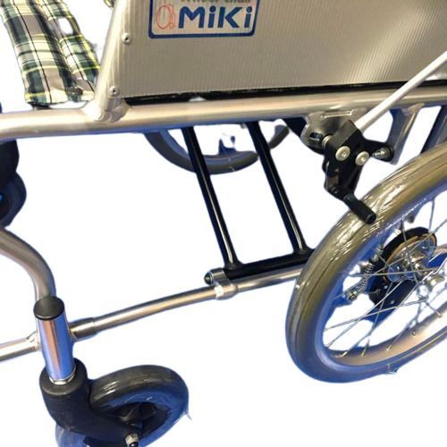 中古介護用品】Miki 介助式車いす軽量タイプ MC-43NL ノーパンクタイヤ - メルカリ