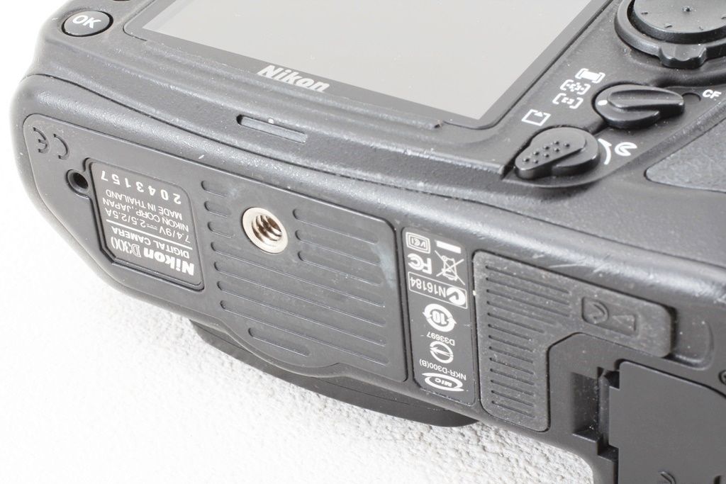 ジャンク Nikon D300 ジャンク Nikon ニコン D300 ボディ 1230万画素 デジタル 一眼