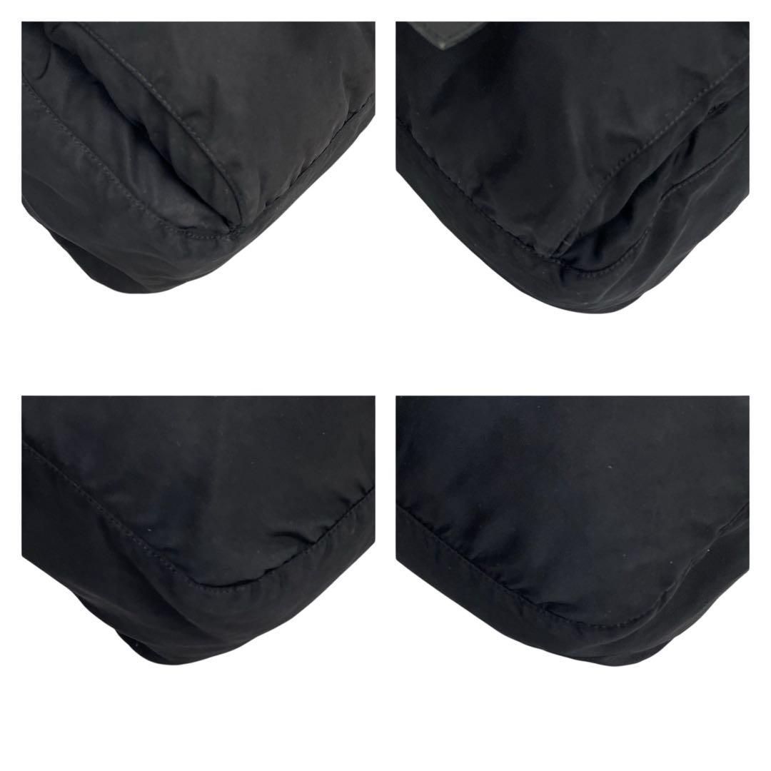 プラダ メッセンジャーバッグ 三角ロゴ 三角プレート ショルダーバッグ