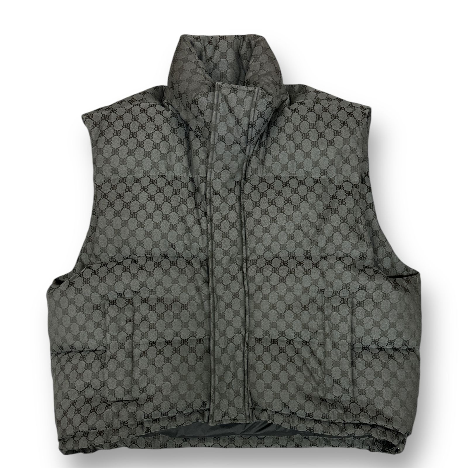 国内正規 BALENCIAGA GUCCI The Hacker Project Hacker Cocoon Puffer Gilet Vest  681886 コラボ ダウンベスト バレンシアガ グッチ 46 76477A1 - メルカリ