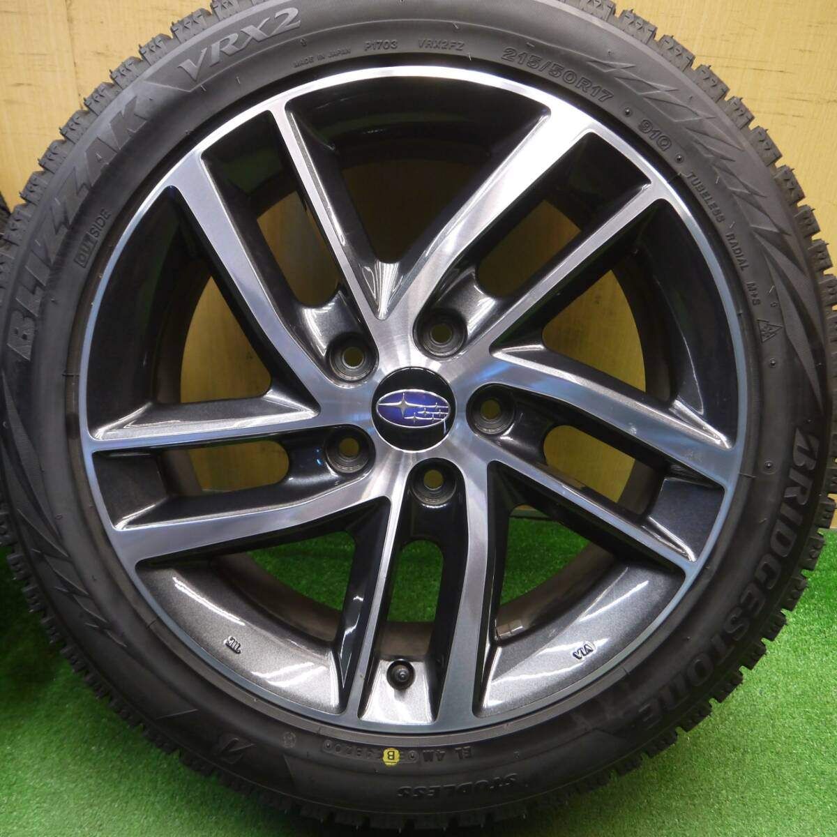 スバル レヴォーグ 純正 ホイールタイヤ 215/50R17 スタッドレス スバル レヴォーグ 純正 ホイールタイヤ 215/50R17 スタッドレス 1本