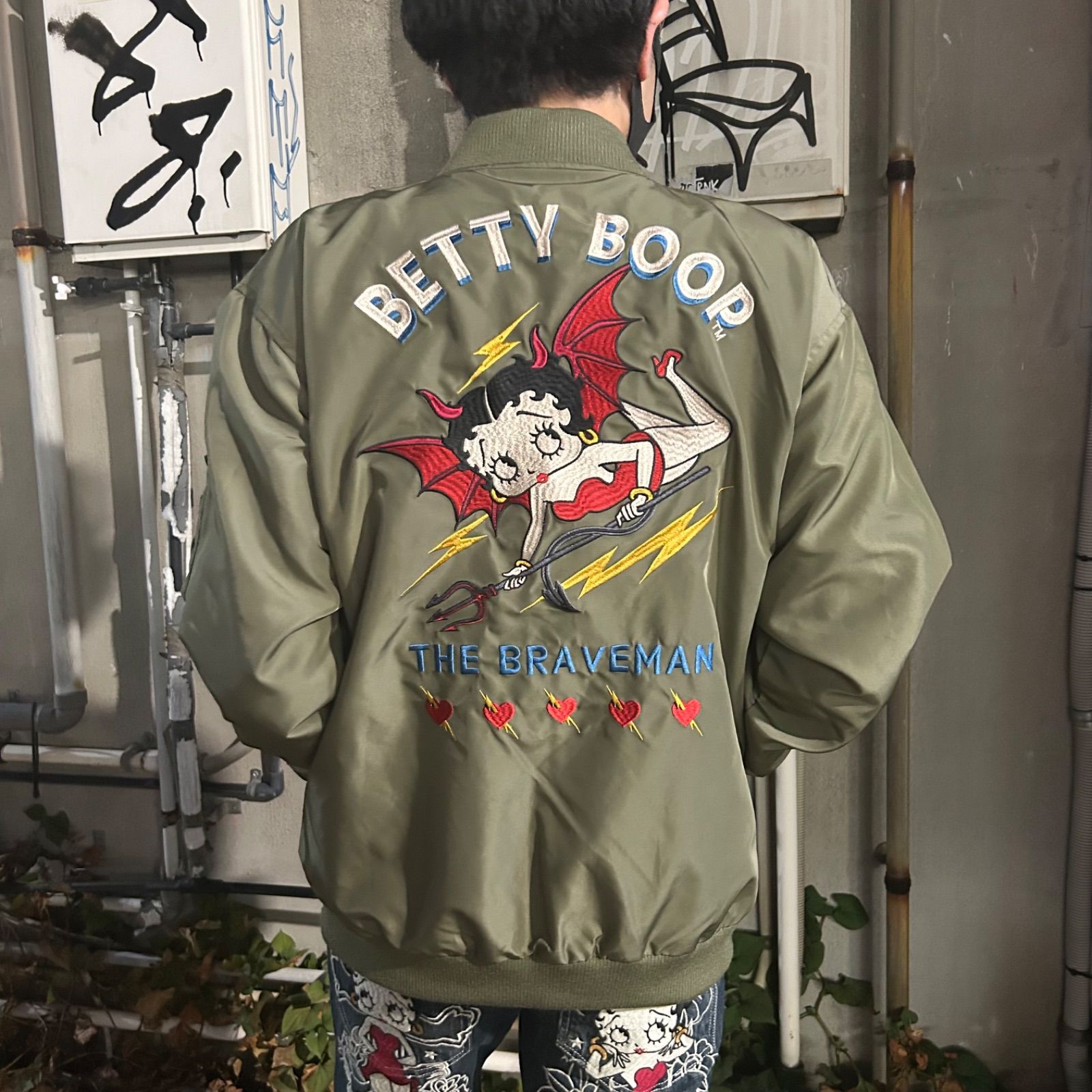BETTY BOOP/ベティブープ サテン×ナイロンスカジャン】BRAVE-MAN