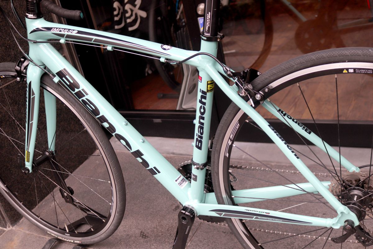 美品　ビアンキ　Bianchi  インプルソ IMPULSO 2018 ビアンキ BIANCHI インプルソ IMPULSO 2018年モデル 50サイズ