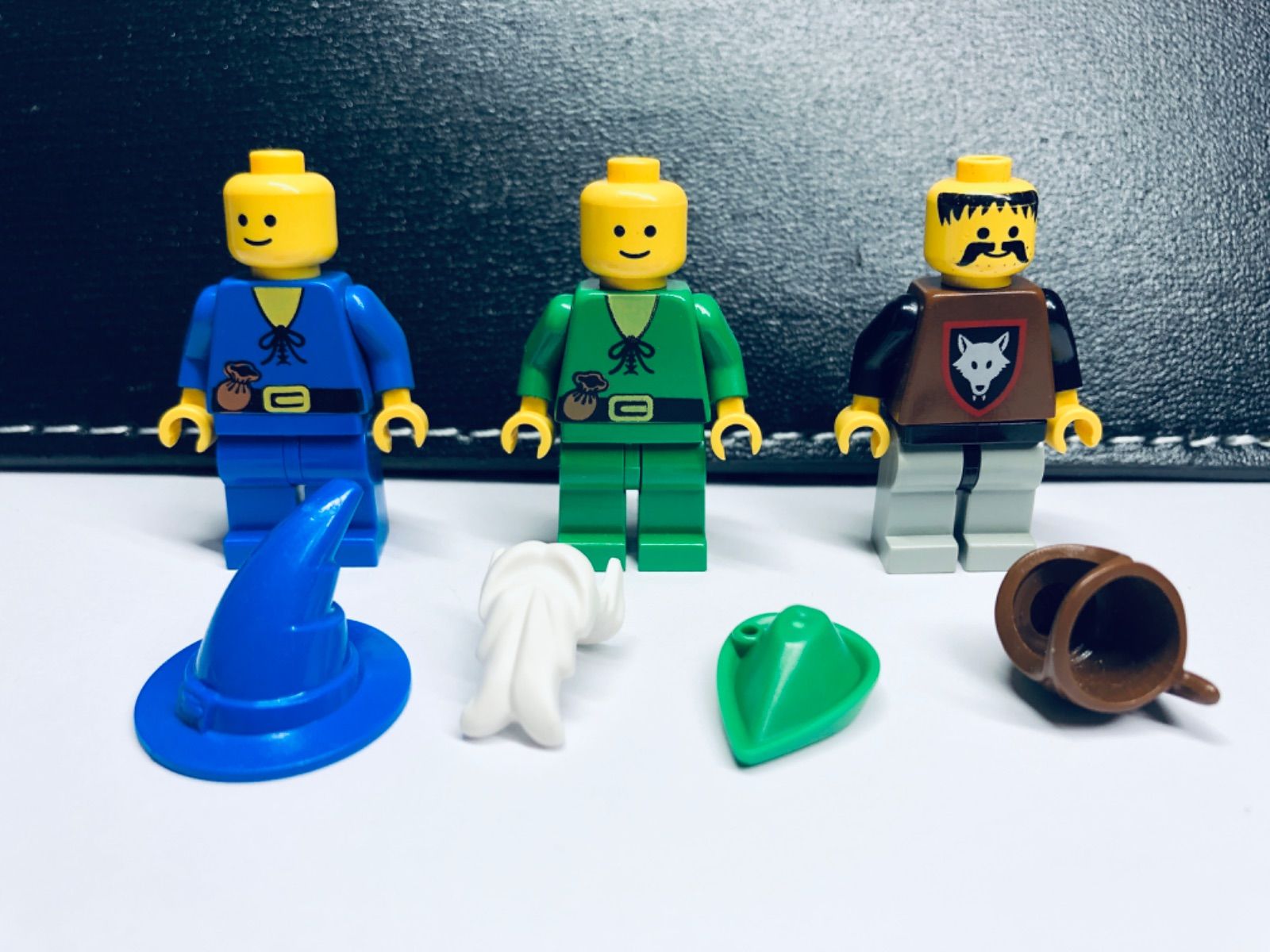正規品】LEGO ミニフィグ フォレストマン 森の人 ウルフ盗賊団