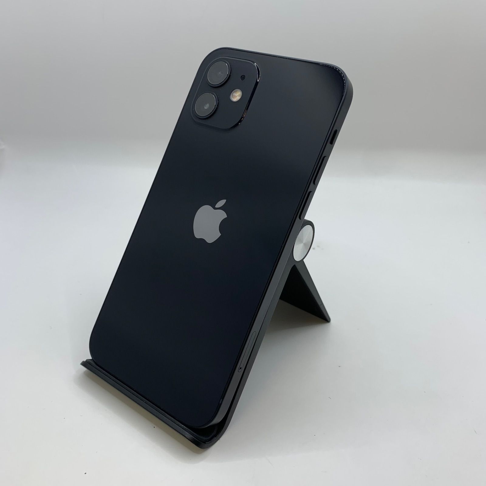 中古 iPhone 12 64GB ブラック - メルカリ
