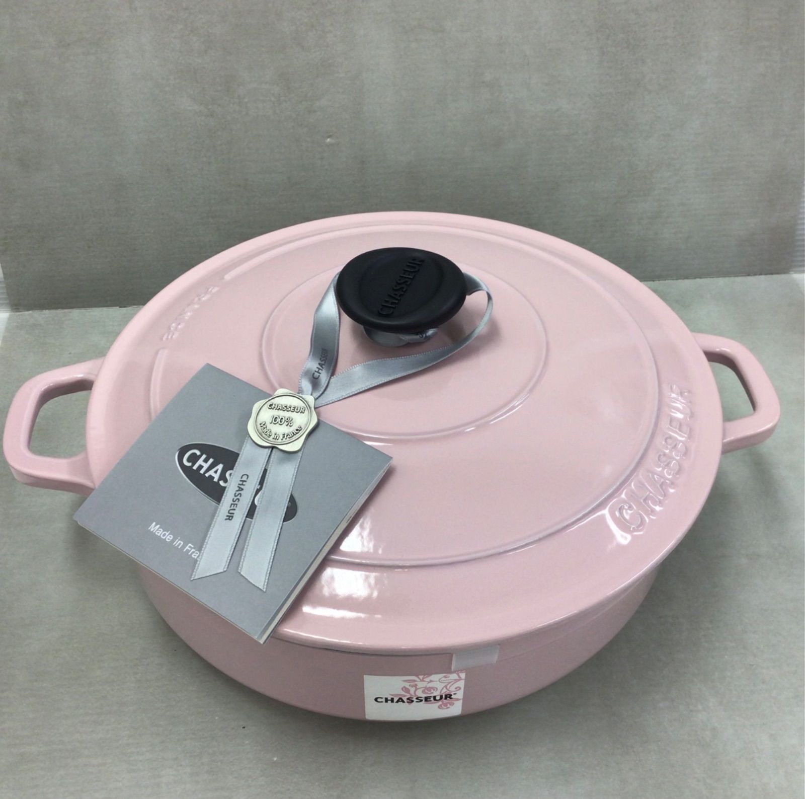 新品未使用品 シャスール CHASSEUR ほうろう 両手鍋 ピンク 25cm