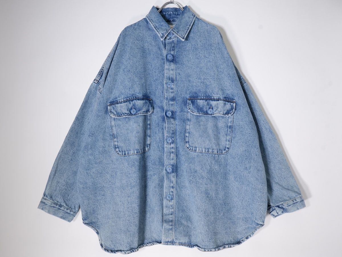 THE FRANKIE SHOP ダラスのオーバーサイズ デニムシャツ The Frankie Shop Dallas Oversized Denim Shirt | Wardrobe Icons