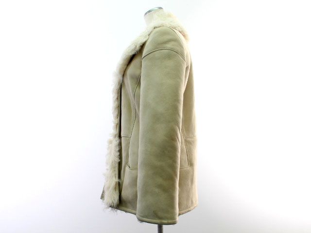 LOEWE ロエベ ムートンコート サイズ40 L相当 オフホワイト【中古】 LOEWE ロエベ ムートンコート サイズ40 L相当 オフホワイト【中古】