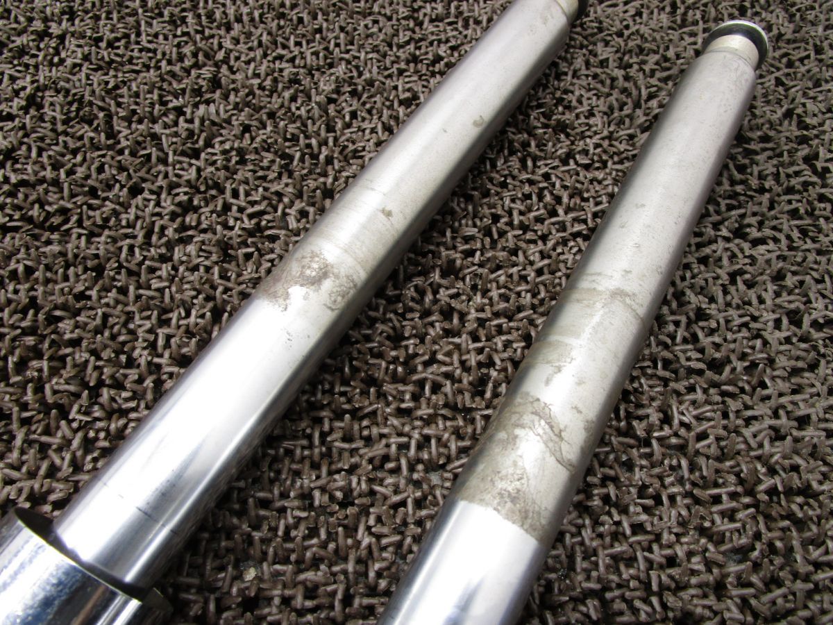 フロントフォーク