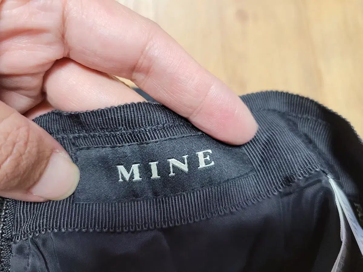 MINE モックグレイ