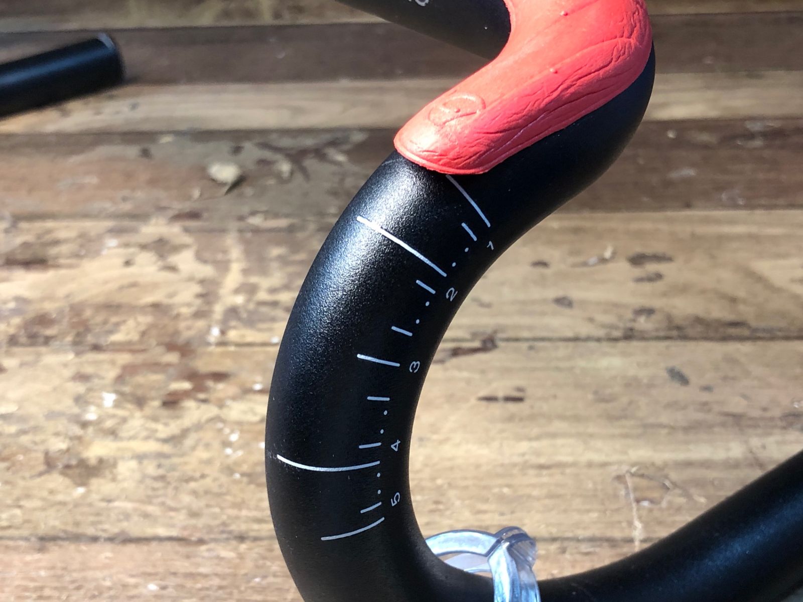 ★BONTRAGER ボントレガー ISOZONE RXL カーボンドロップハンドル 420mm(C-C) IT470 ボントレガー BONTRAGER RXL ISOZONE カーボン ドロップ
