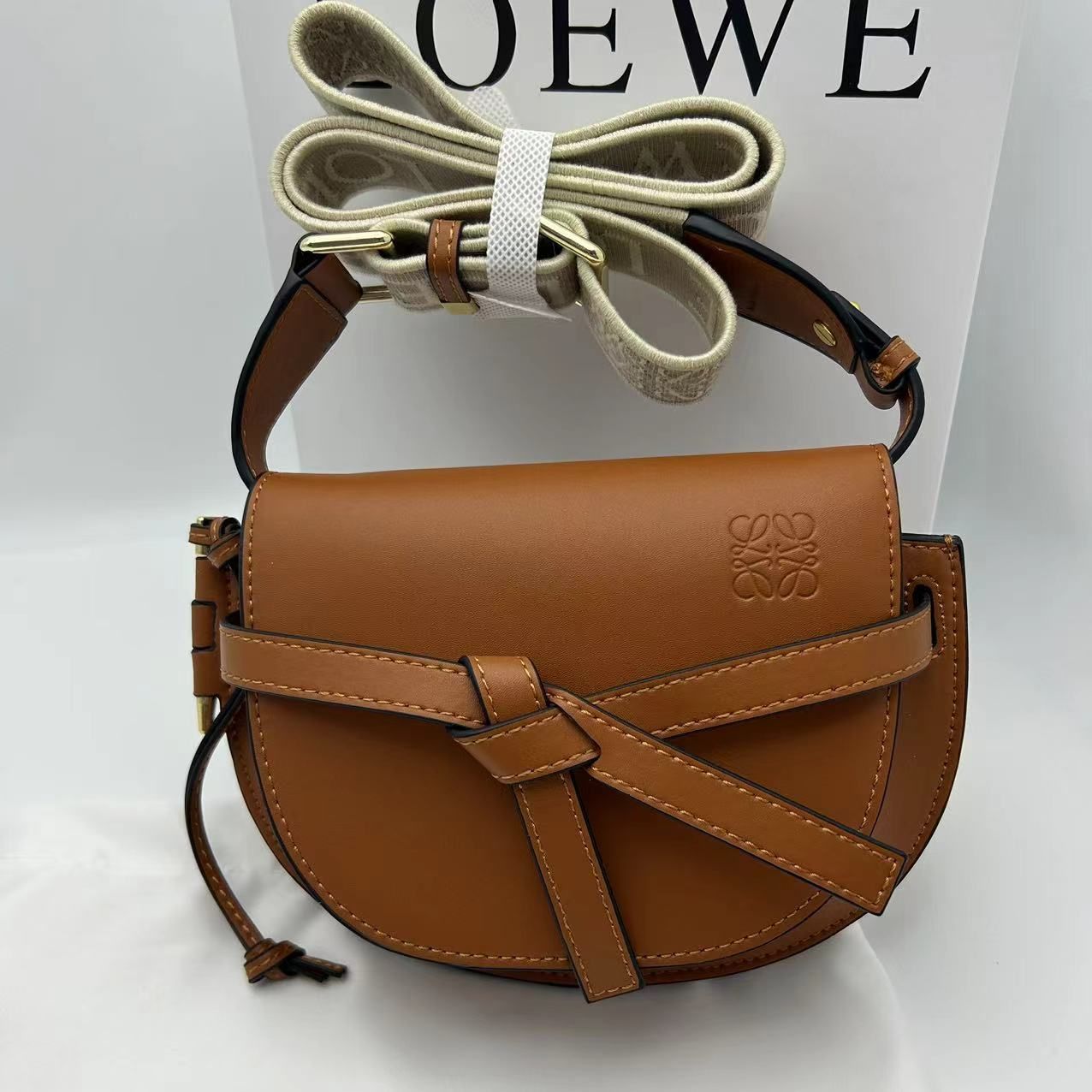 【SALE】LOEWE ゲート デュアル ミニバッグ タン 三越伊勢丹 | LOEWE/ロエベ通販 | GATE DUAL MINI BAG【送料無料