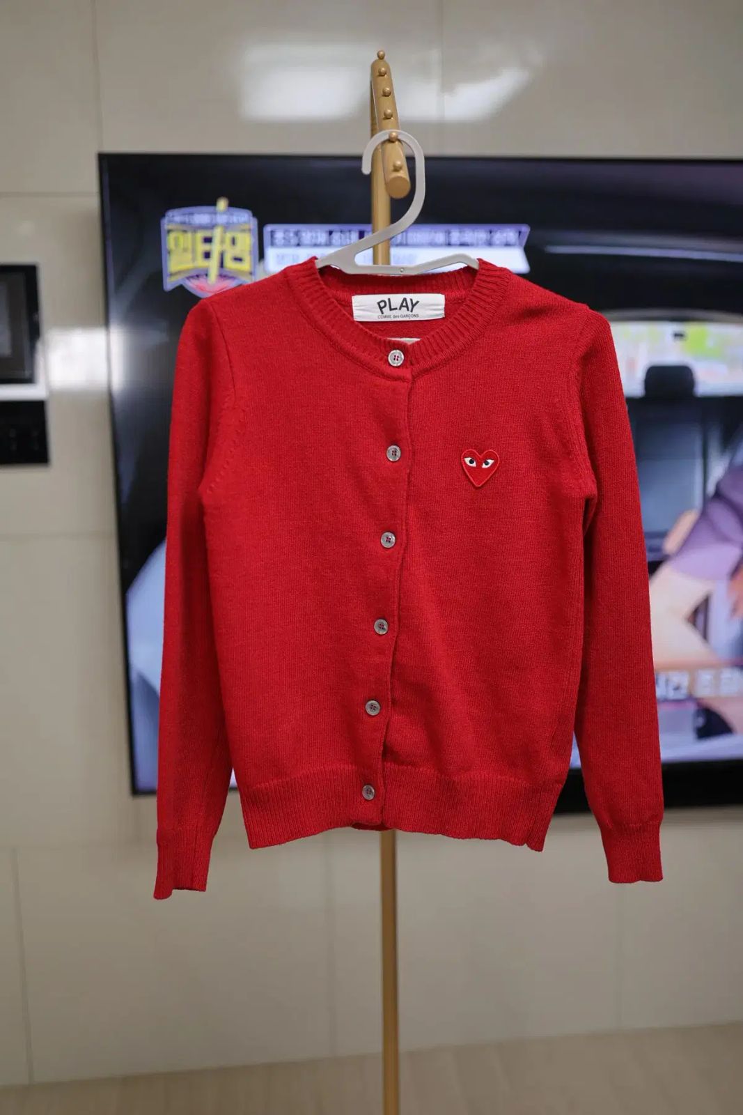 COMME des GARCONS 赤 長袖カーディガン 中古・古着通販】PLAY COMME des GARCONS (プレイ