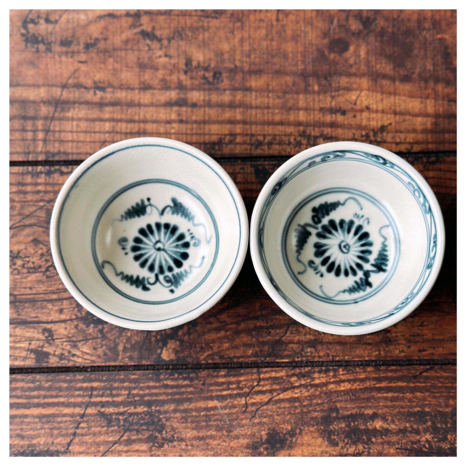 新品 ベトナムのバッチャン焼き 菊柄の小鉢2枚 - メルカリ