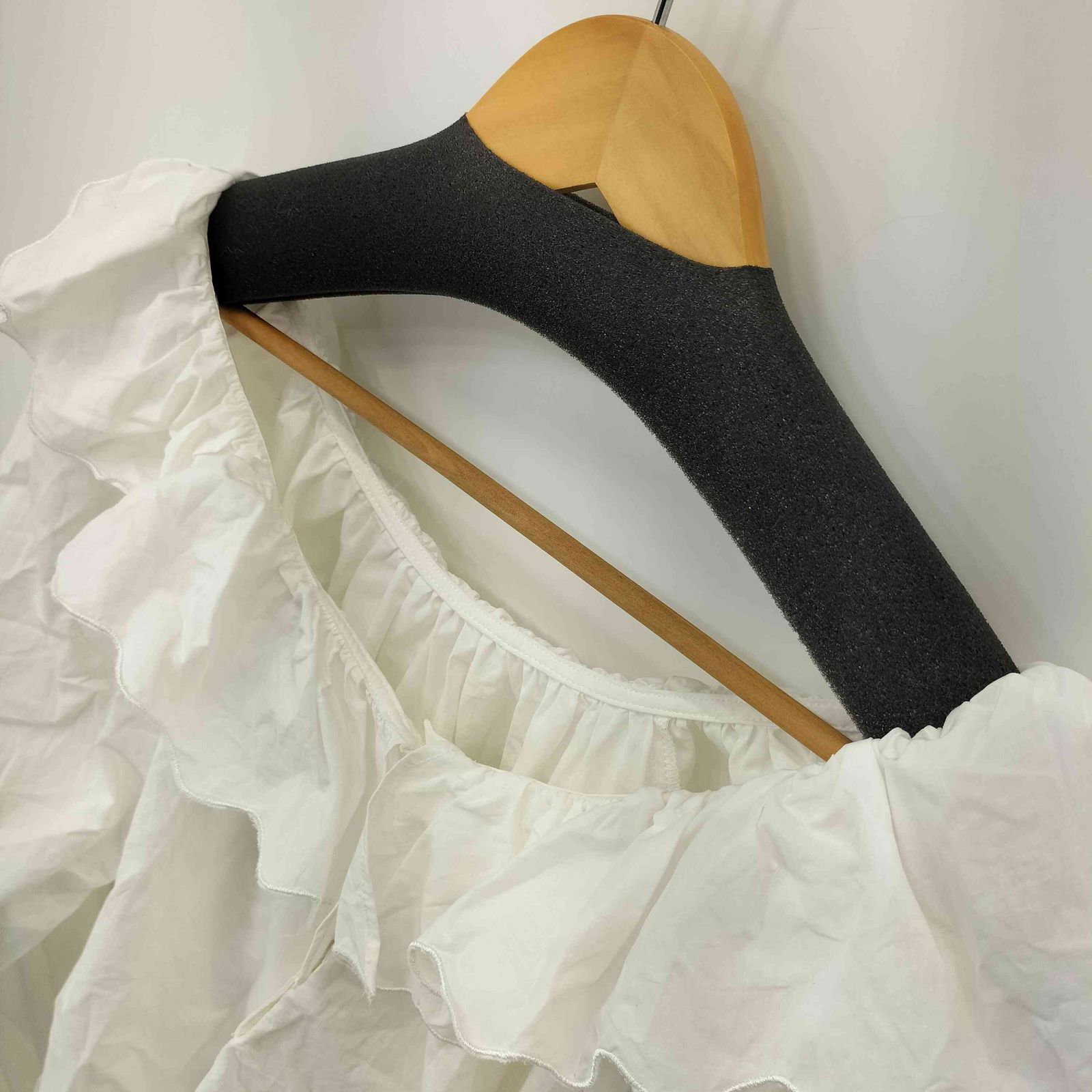 papier(パピエ) Tiered gown レディース FREE  中古 古着 0347 papier(パピエ) Tiered gown レディース トップスの通販 by