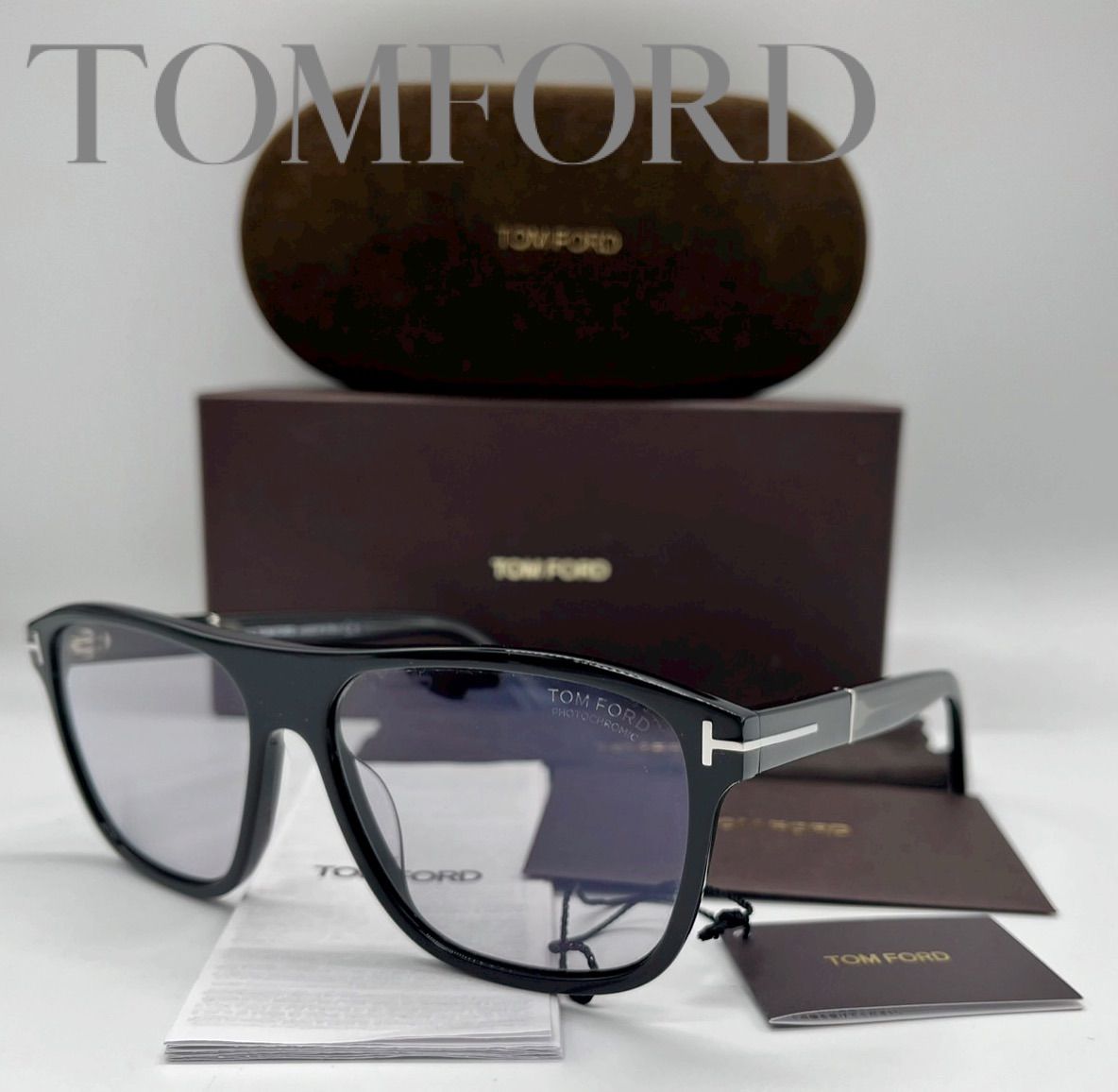 TOM FORD サングラス FT1081-01A グレー GREY PHOTOCHROMIC トム・フォード TOMFORD トムフォード メガネ