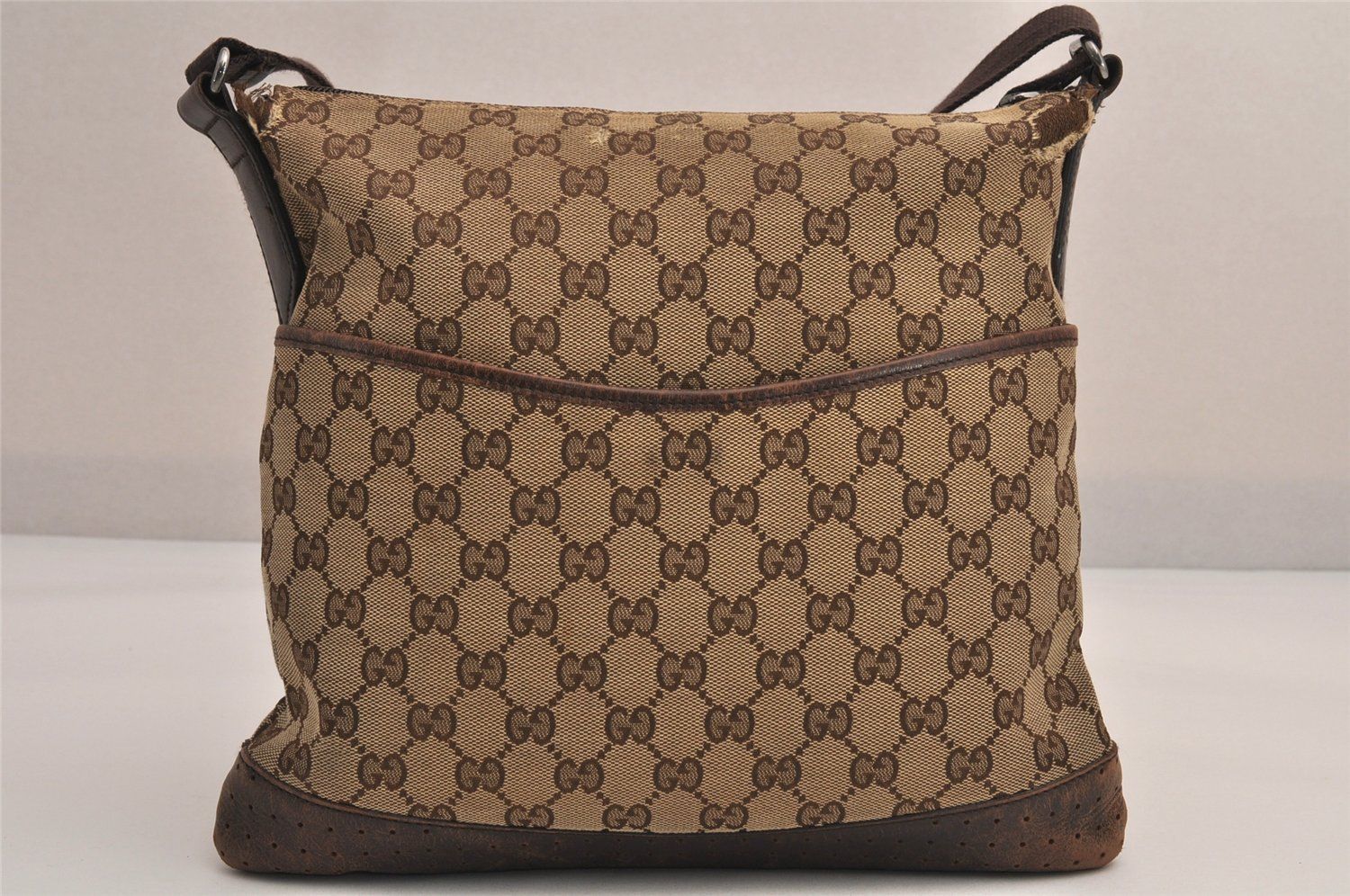 GUCCI グッチ ショルダークロスボディーバッグ GGキャンバス