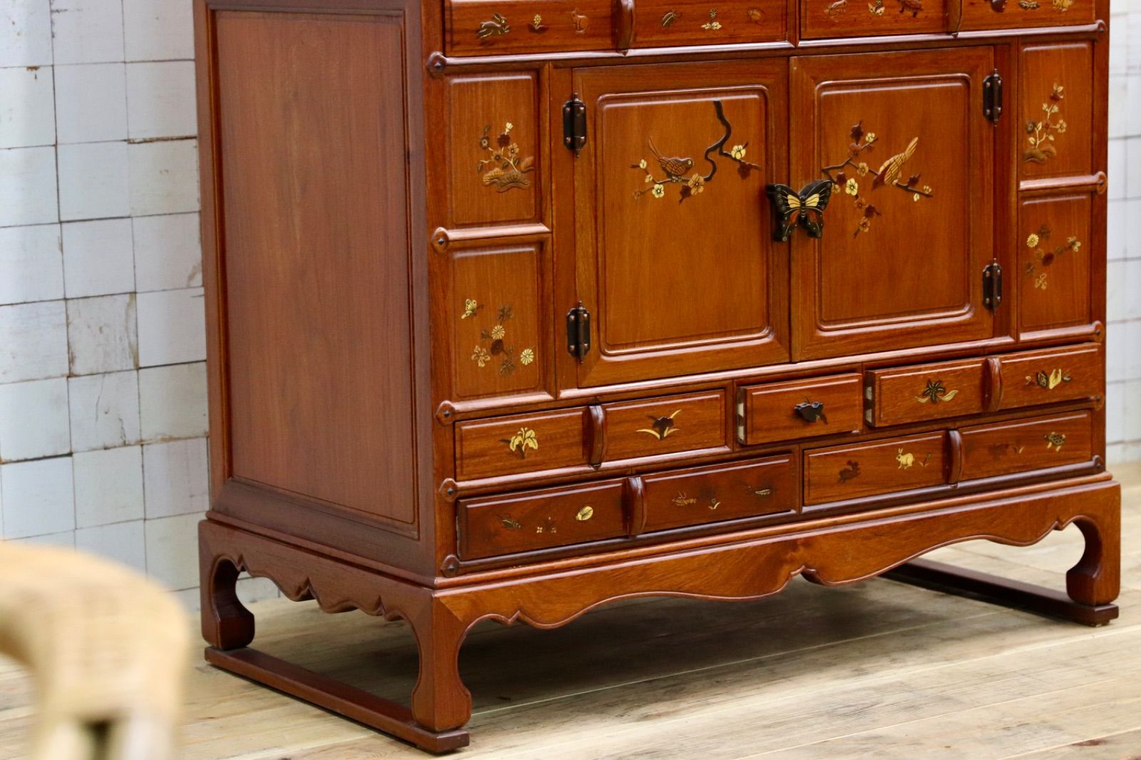 GMIK554○中国美術 唐木家具 李朝家具 象嵌模様花鳥図箪笥