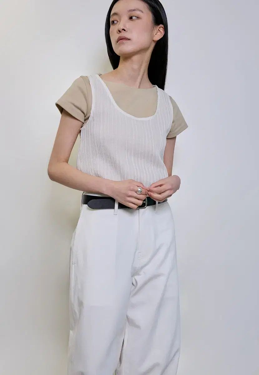 ムーン リー プリーツ ノースリーブ トップス
