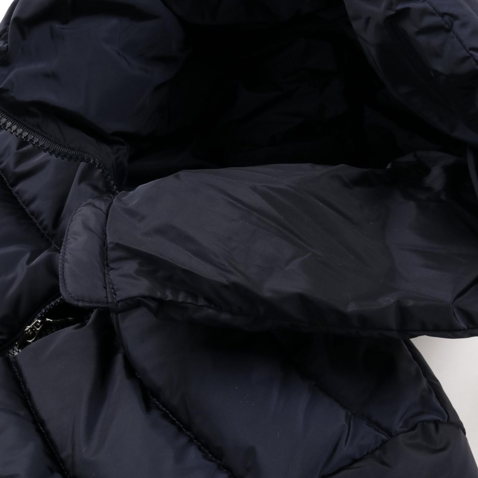 MONCLER モンクレール ARTEMIS ダウンジャケット - メルカリ