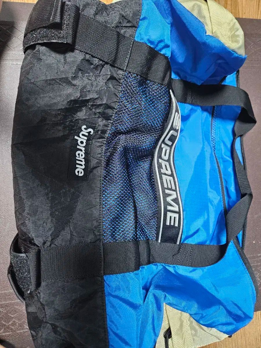 シュプリーム ダッフルバッグ