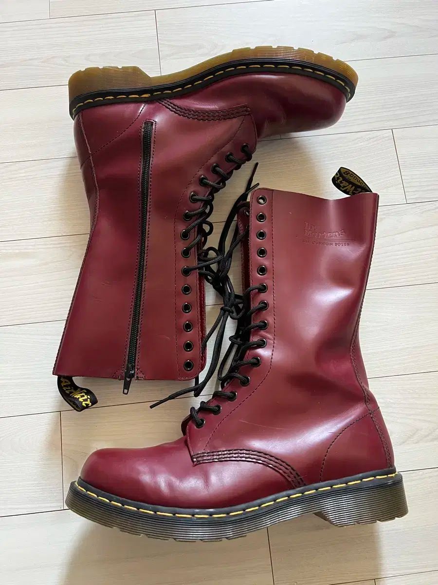 MARTENS ドクターマーチン
